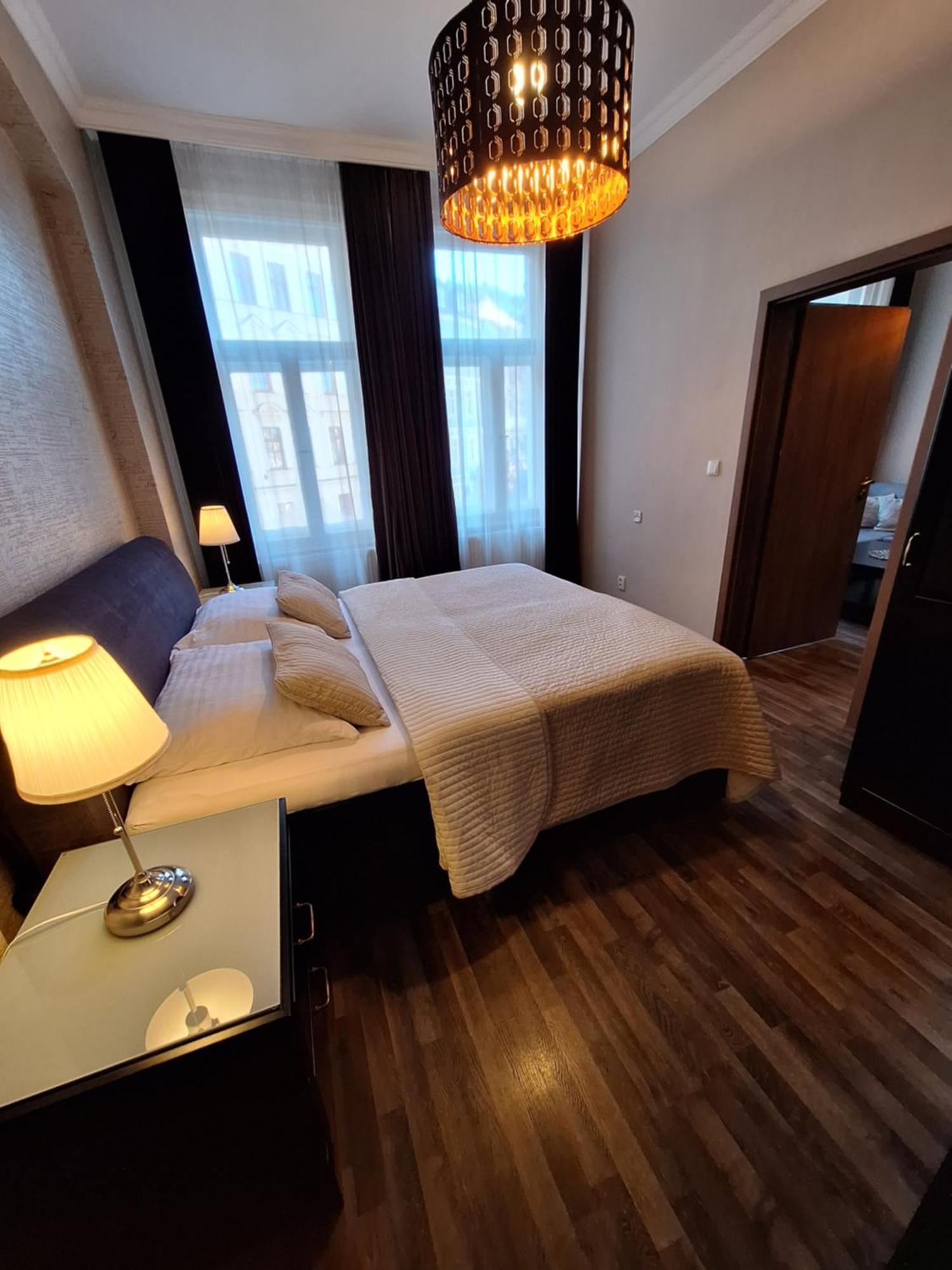 Residence Moravia Apartments Karlovy Vary Esterno foto