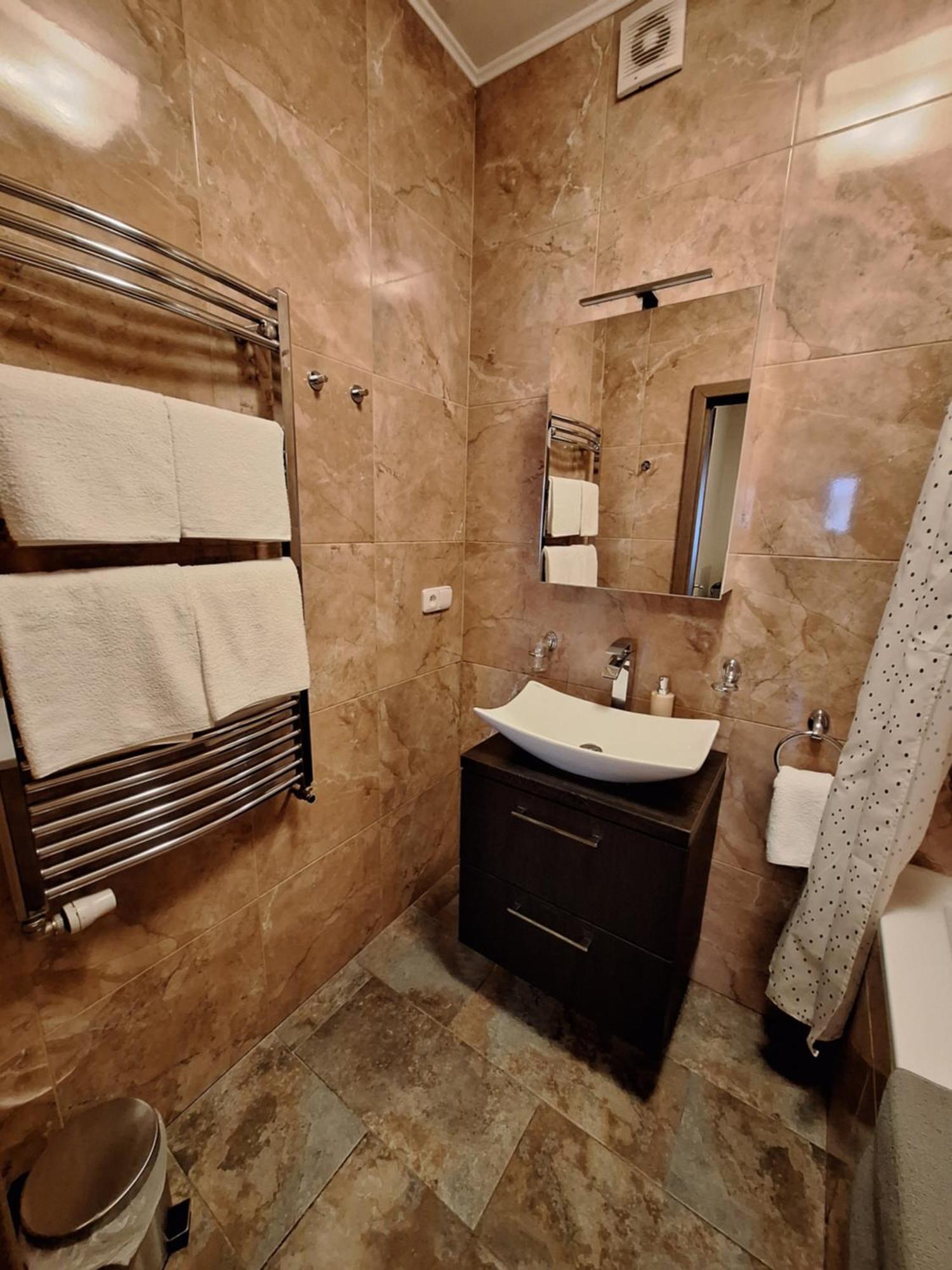 Residence Moravia Apartments Karlovy Vary Esterno foto